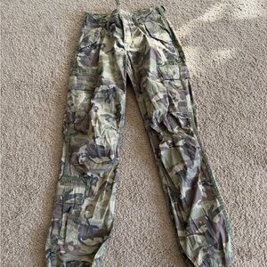 Abercrombie & Fitch Green Camouflage Pants